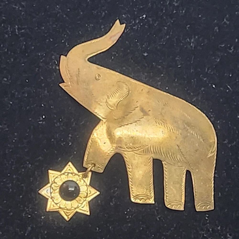 Unbranded vintage brass